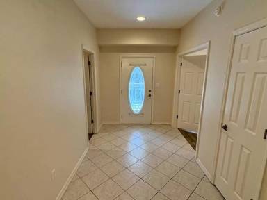 Main picture of 406 Westlake Ct