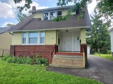 Main picture of 13407 Puritas Ave
