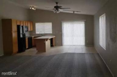 Main picture of 8832 W Manzanita Dr