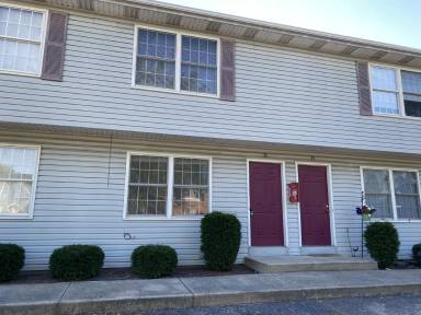 Main picture of 402 N Owens Dr