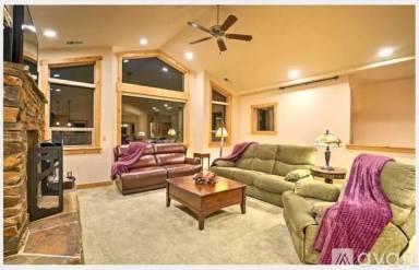 Main picture of 3390 Beaver Brae