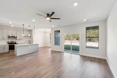 Main picture of 5713 Stonegate Cir