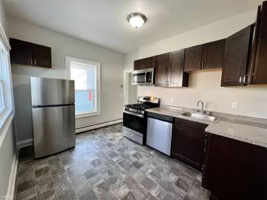 Main picture of 272 Wood Ave