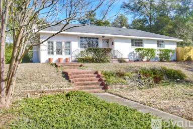 Main picture of 2885 Central Ave