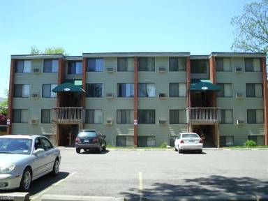 Main picture of 511 E Hoover Ave