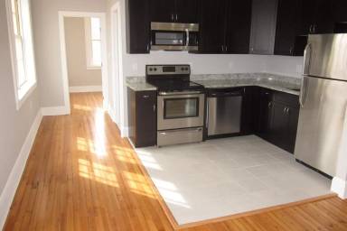 Main picture of 1730 Bank St