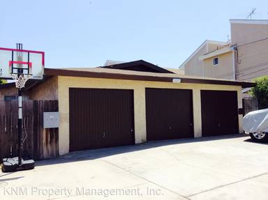 Main picture of 1920 Rockefeller Ln