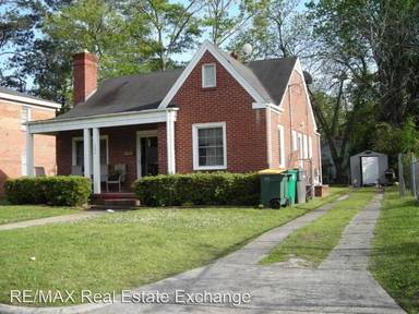 Main picture of 206 E 16th St