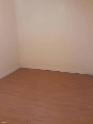 Main picture of 115 Bay 41st St