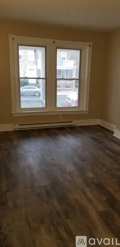 Main picture of 1448 W Linden St