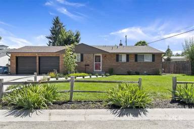 Main picture of 6419 W Colonial Dr