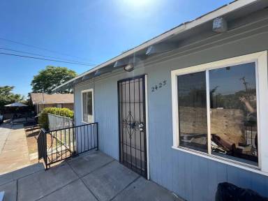 Main picture of 2415 Ridgeway Dr