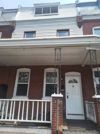 Main picture of 1625 W 4th St