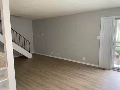 Main picture of 6530 Lupine Ter