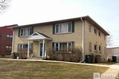 Main picture of 3810 Hoover Dr