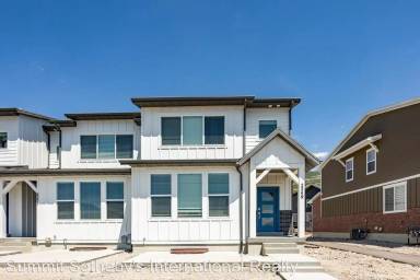Main picture of 2249 N Canal View Ln