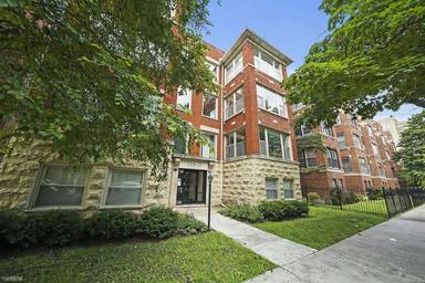 Main picture of 2320 E 70th Pl