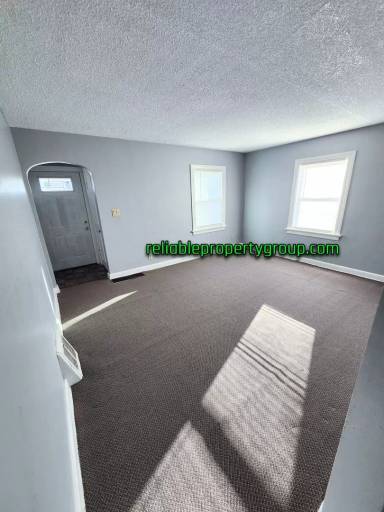 Main picture of 419 McKinnie Ave