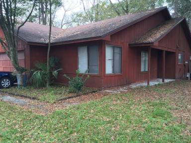 Main picture of 462 Newport Dr