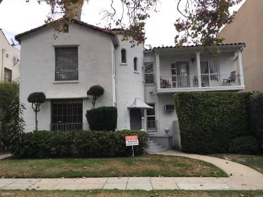 Main picture of 114 N Almont Dr