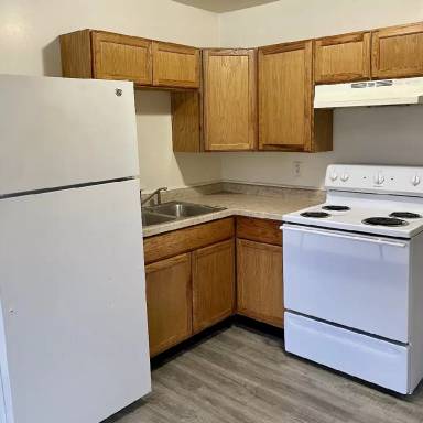 Main picture of 428 S Chanute St