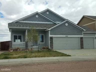 Main picture of 10502 Silver Stirrup Dr