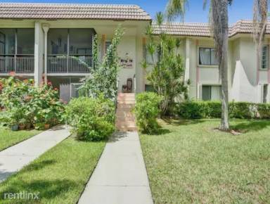 Main picture of 421 Lakeview Dr