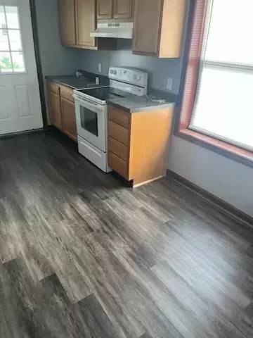 Main picture of 927 Springfield St
