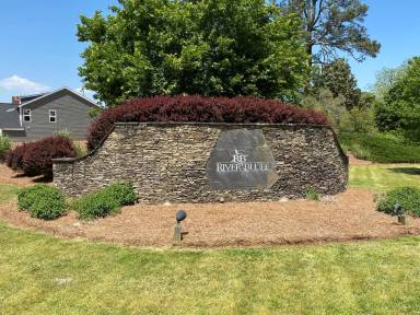Main picture of 1611 Bluffside Dr