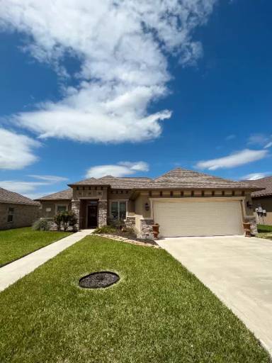 Main picture of 6114 Hemplock Ave