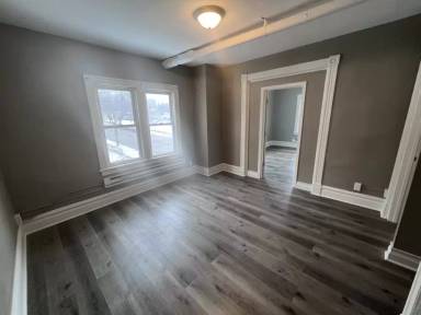 Main picture of 430 Case Ave