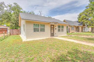 Main picture of 2032 S Hayden St