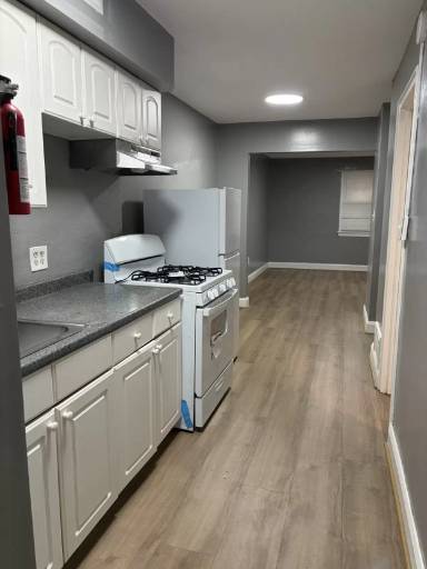 Main picture of 1644 Montello Ave NE
