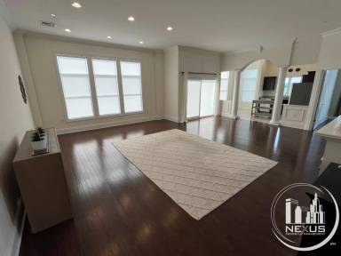 Main picture of 200 Harbour Close
