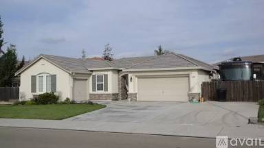 Main picture of 322 S Highland Ave