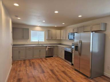 Main picture of 6020 Road K NE