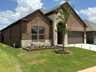 Main picture of 3206 Texas Trl