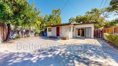 Main picture of 18196 Macfarlane Dr