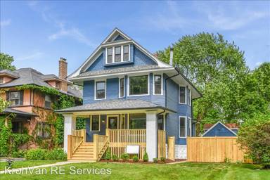 Main picture of 312 N Ridgeland Ave