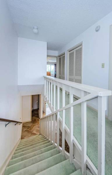 Main picture of 433 S Paula Dr