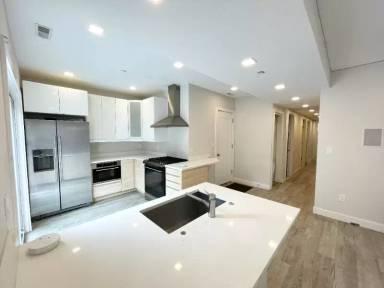 Main picture of 113 Hillside St