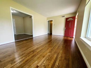 Main picture of 9867 Carnegie Pl