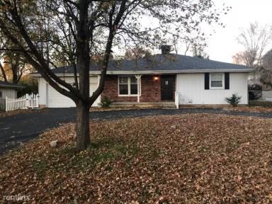 Main picture of 14204 E 39th Ter S