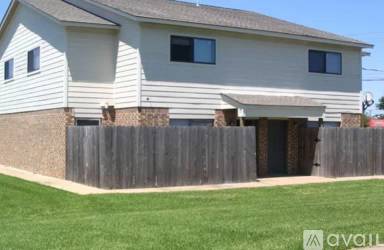 Main picture of 2801 Longmire Dr