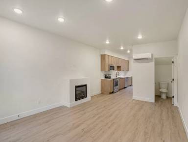 Main picture of 5871 NE Prescott St