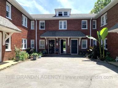 Main picture of 1624 Chapman Avenue Southwest - A3
