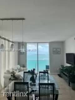 Main picture of Solaris At Brickell Bay Condo