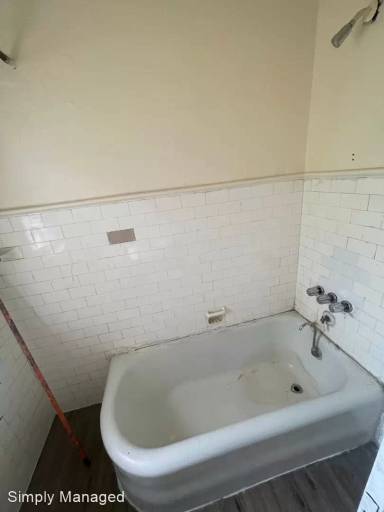 Main picture of 2685 Sturtevant St