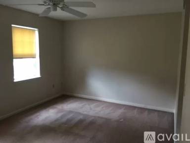 Main picture of 1004 Cambridge Ct