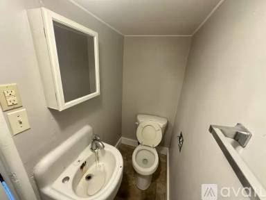 Main picture of 821 S 4th Ave